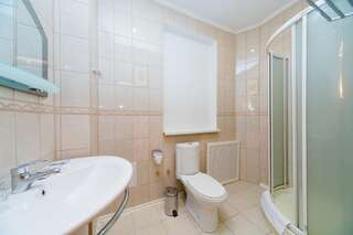 Гостиница Prestige House Verona Казань Стандартный трехместный номер-5